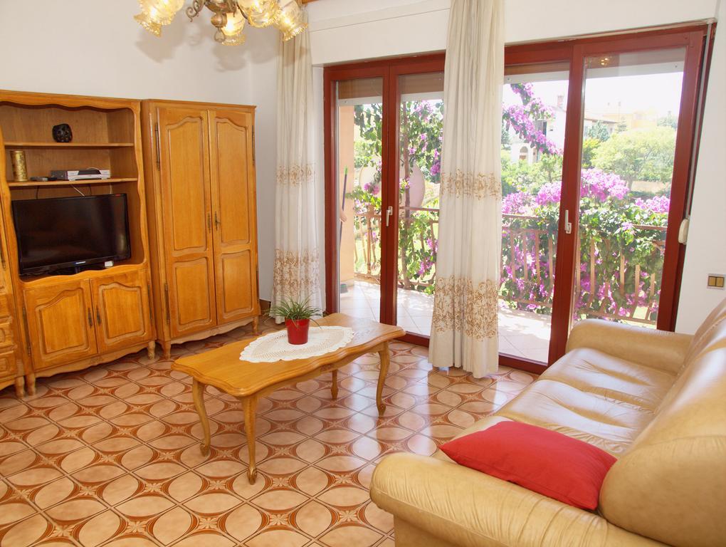 Apartment Taja Liznjan Room photo
